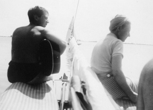 Gitaar in boot